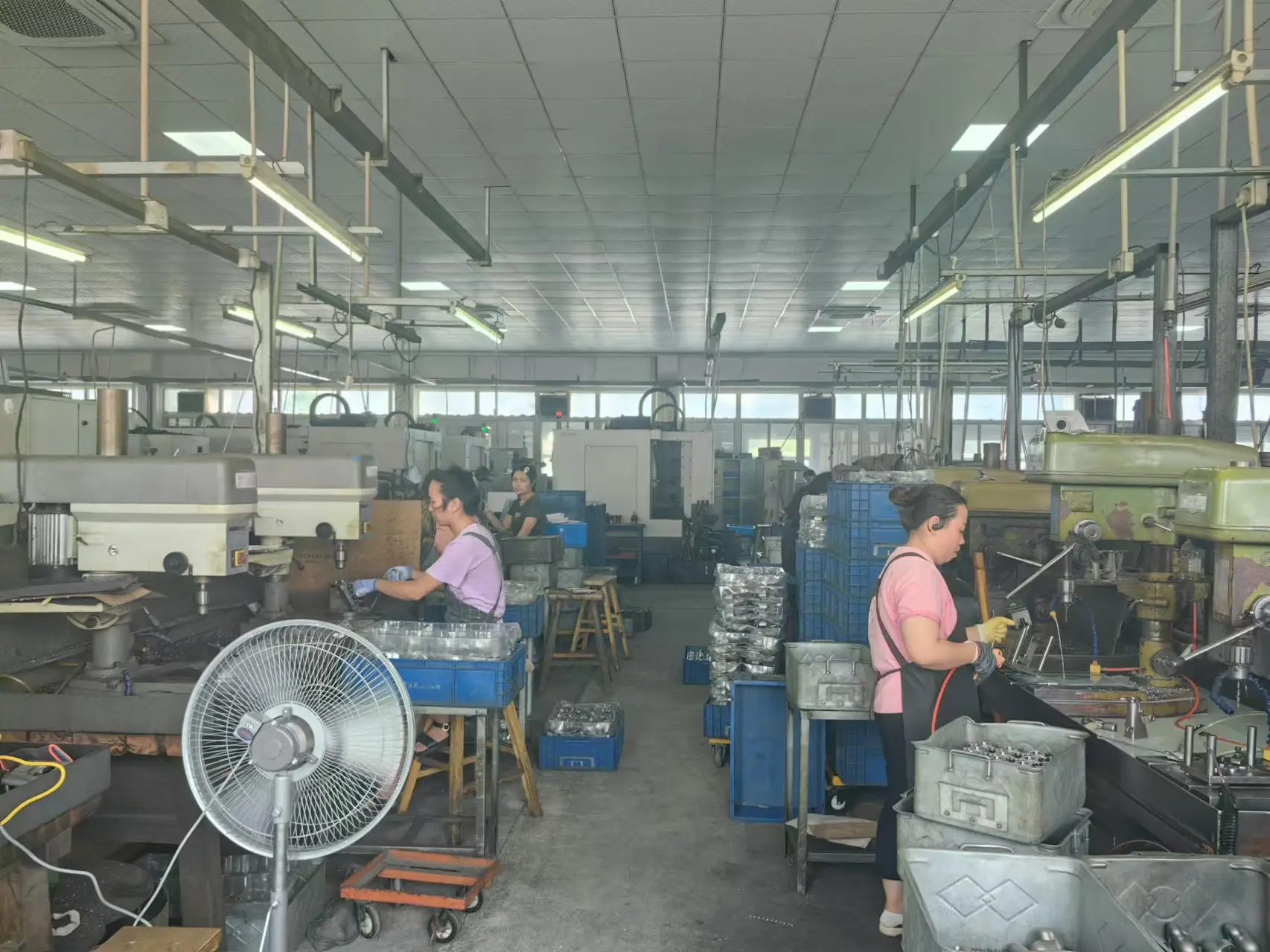 A day in the drilling and tapping workshop