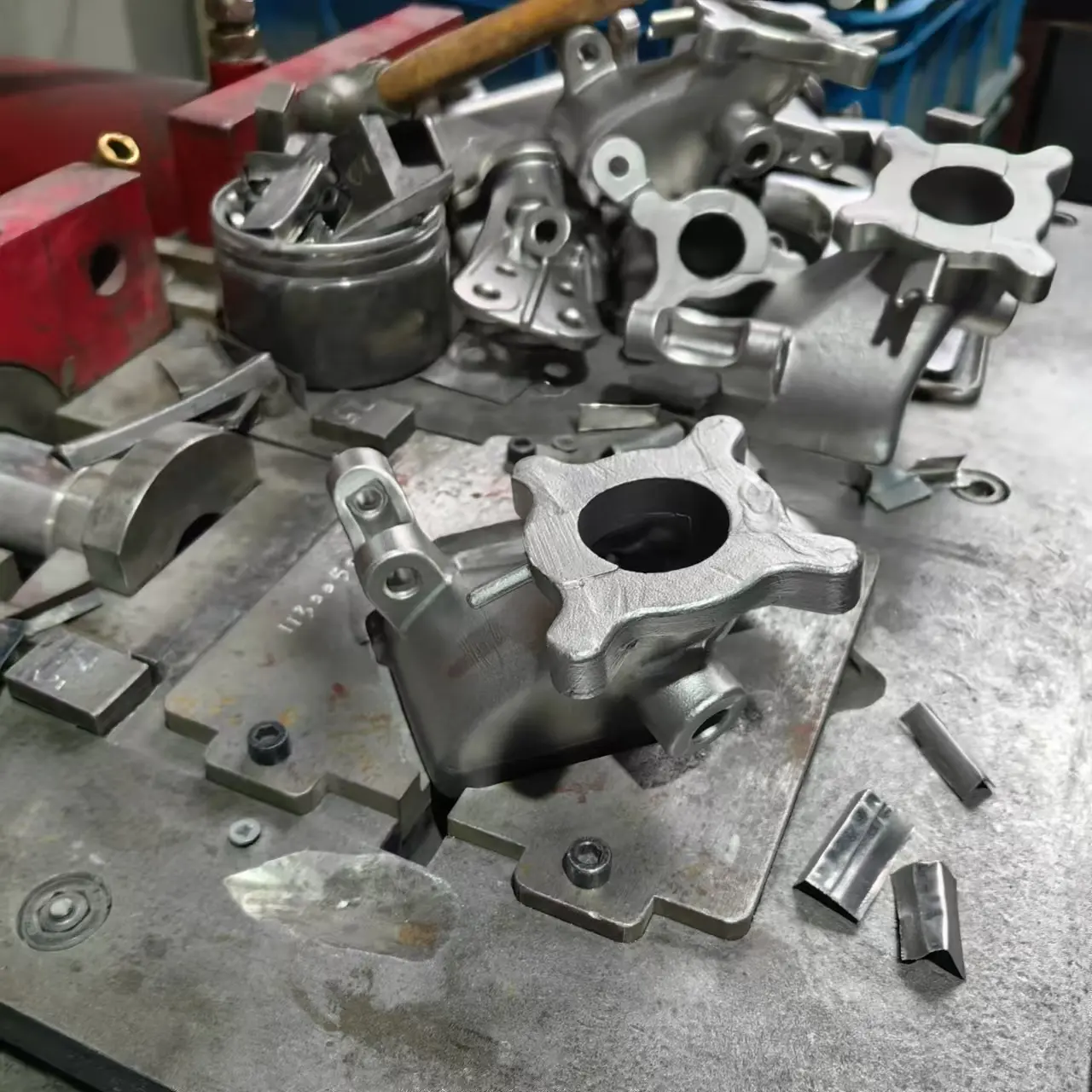 How Precision Casting Shapes Are Formed